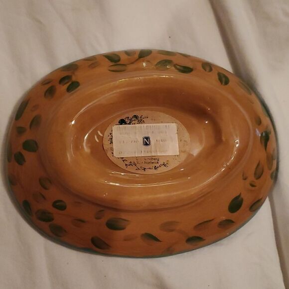 Lesal Ceramics Floral Design Soap Dish NWT - Picture 2 of 4